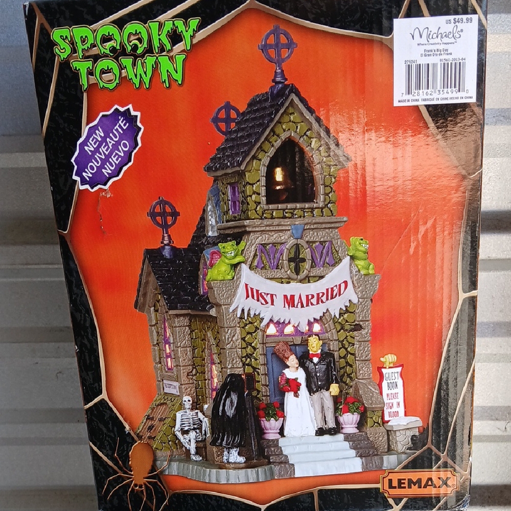 Lemax Halloween Orange and Black Costume